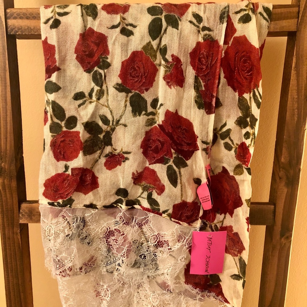 Betsey Johnson scarf